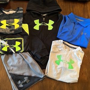 Boys under armour lot 5T / 6T